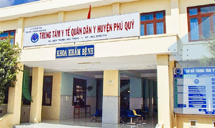 Tính Thành bàn giao khai trương website Trung Tâm Y Tế Quân Dân Y Phú Quý